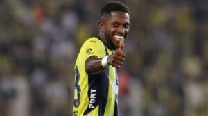 Fred quyết tâm 'đánh bại' Manchester United