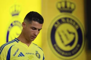 Ronaldo Rời Al Nassr